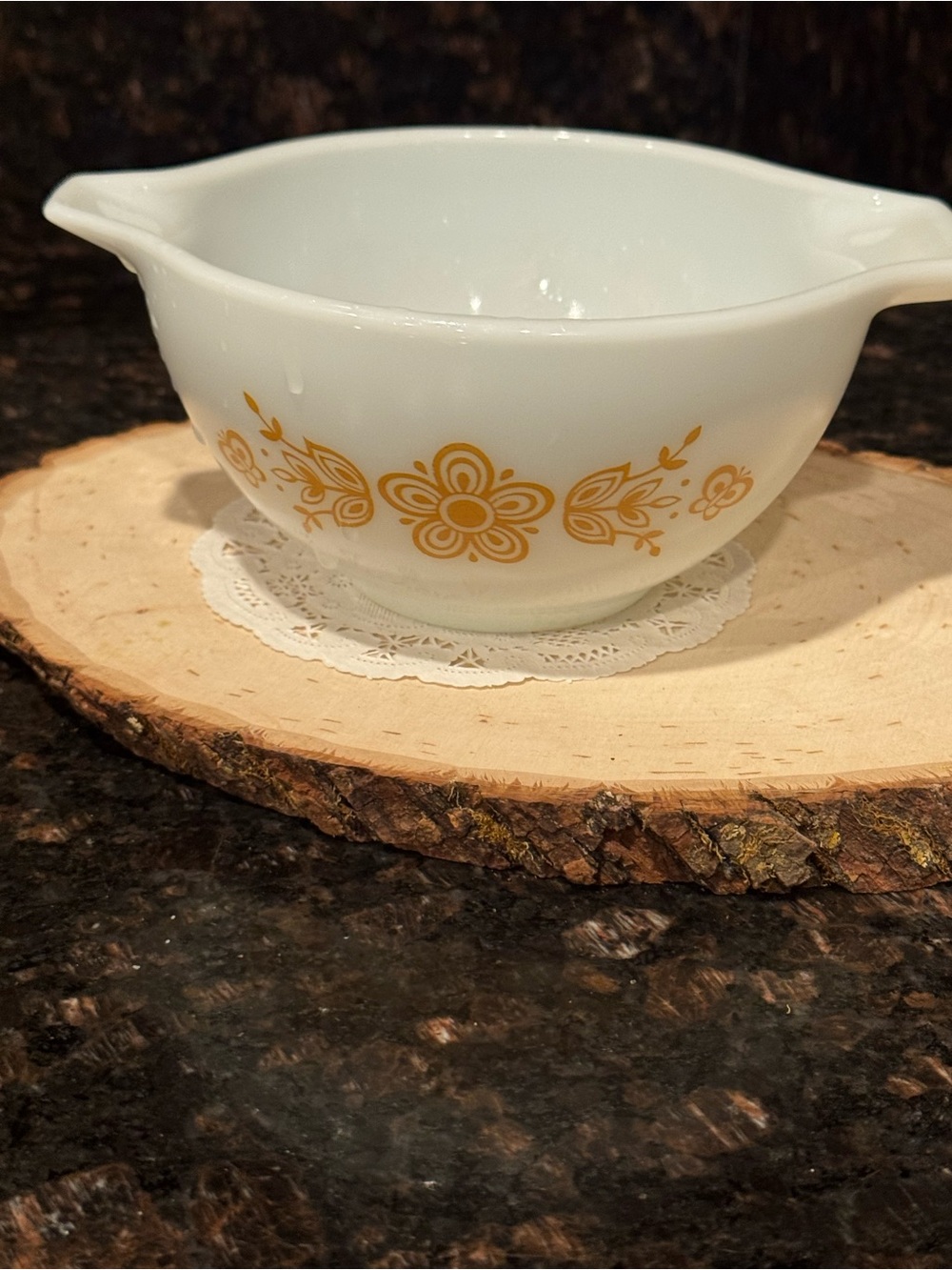 Vintage Pyrex Cinderella Nesting Bowl #441 1.5 Pt Butterfly Gold VIDEO